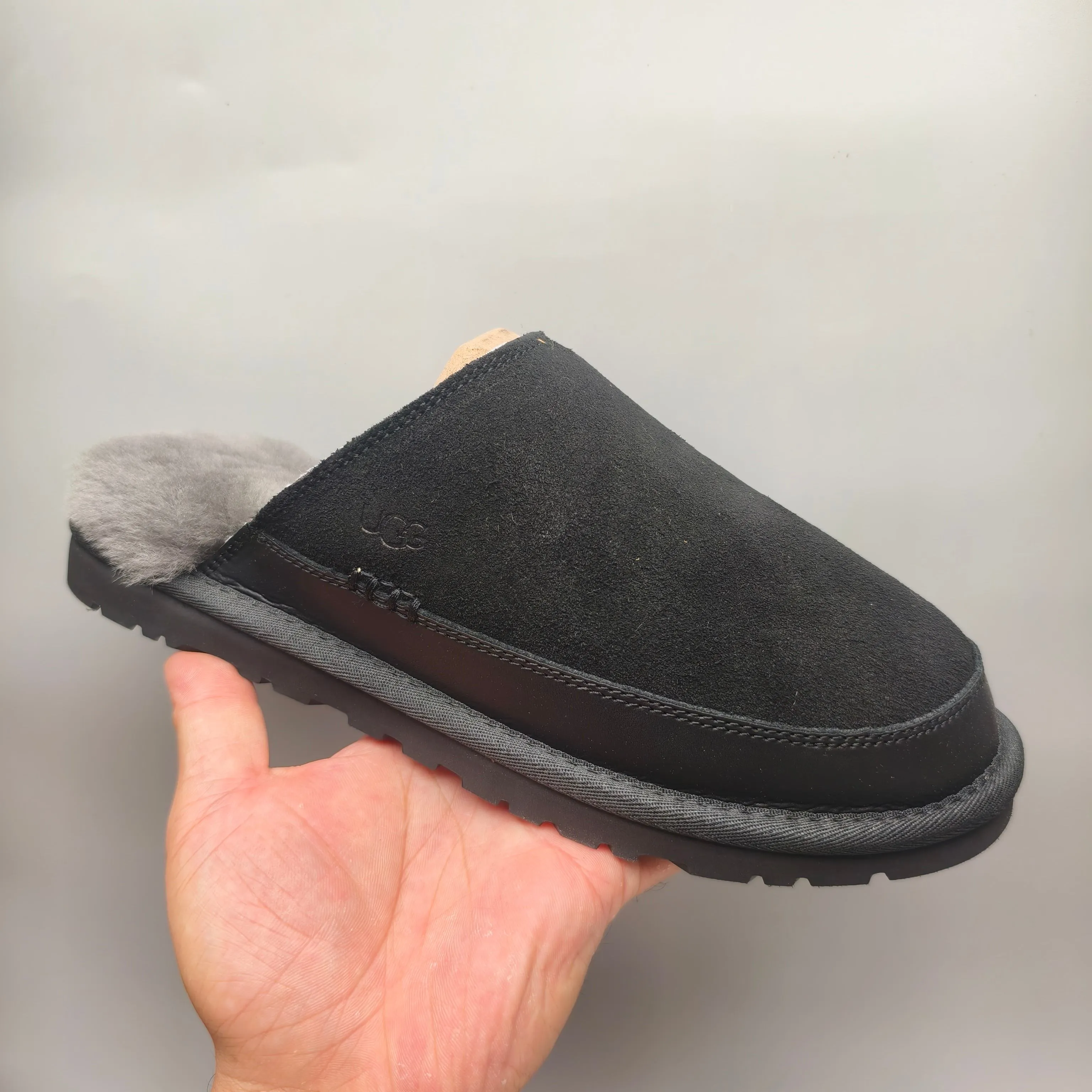 💰440 UGG sheepskin all-in-one snow boots 4585 ultra-light casual fur flip flops men's shoes color: maroon black matching size: 40-45